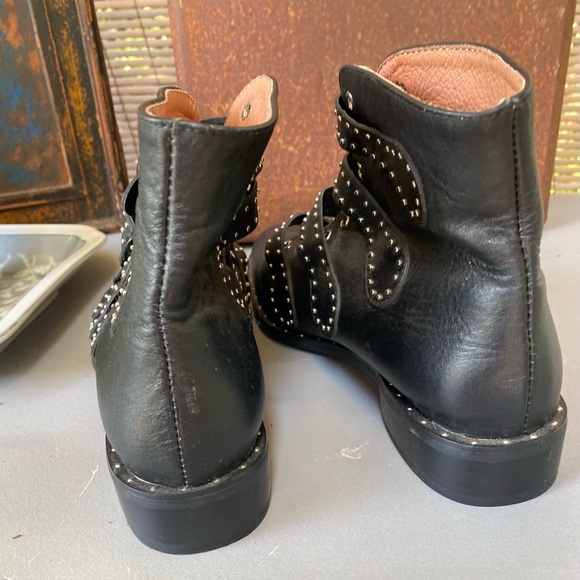 Studded strappy Black Ankle Boots - Picture 4 of 7